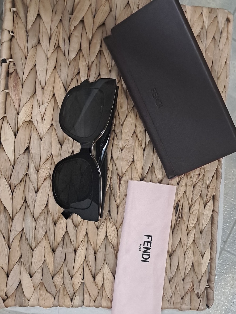 Fendi Black Sunglasses with Brown Case and Pink Cloth Pouch